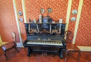 Музыкальный зал-155
